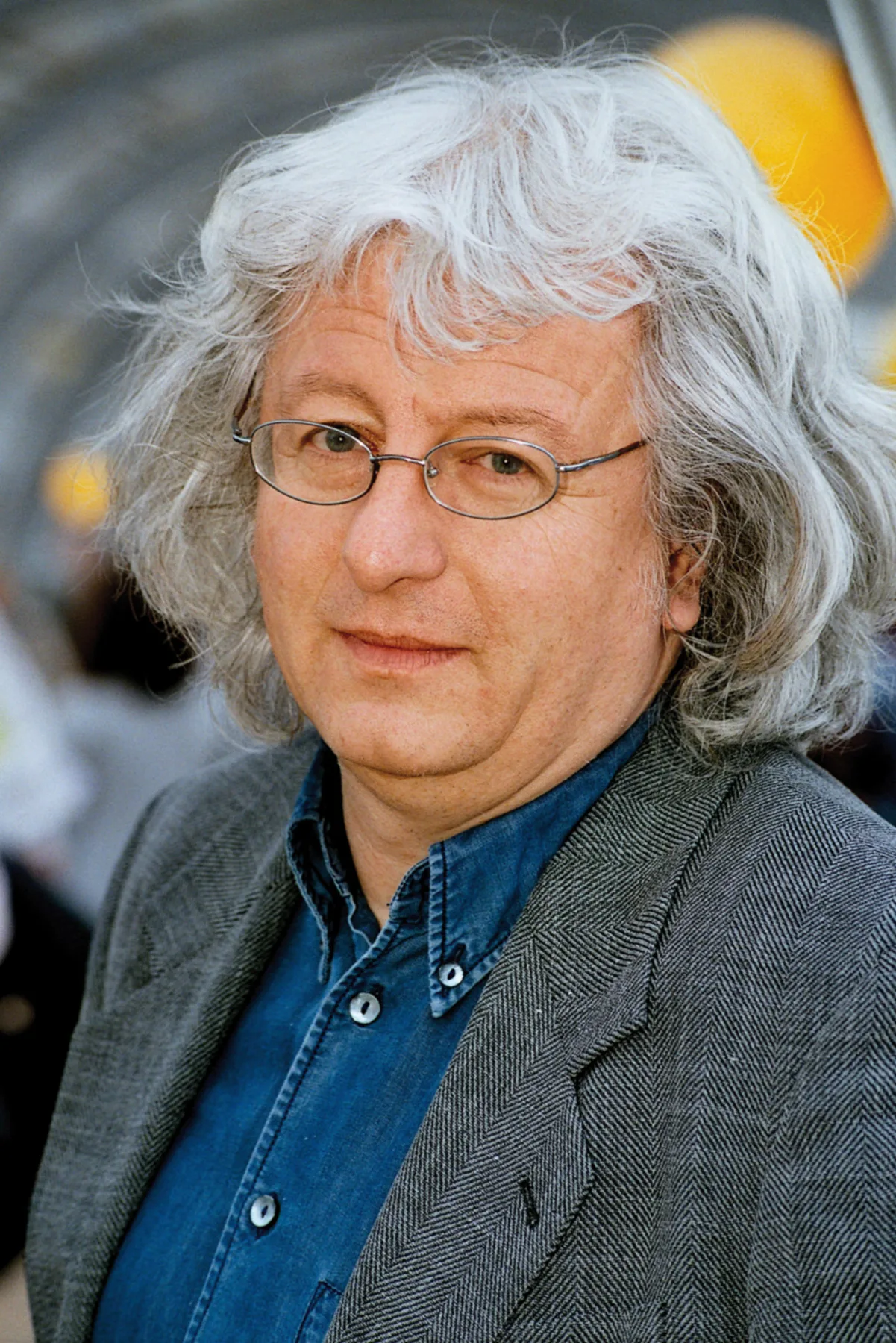 Peter Esterhazi – Esej