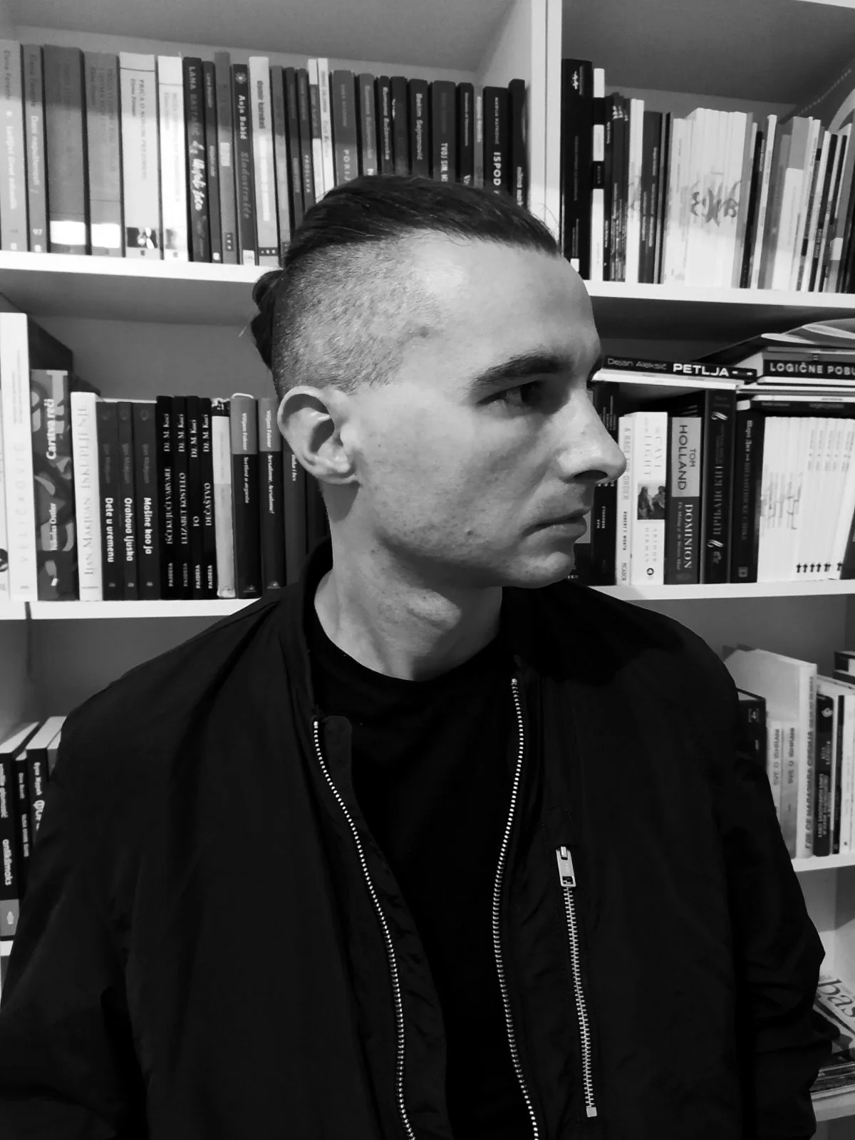 Razgovor o knjizi Bojana Vasića „Udaljavanje“ u „Tački susretanja“ u Vršcu